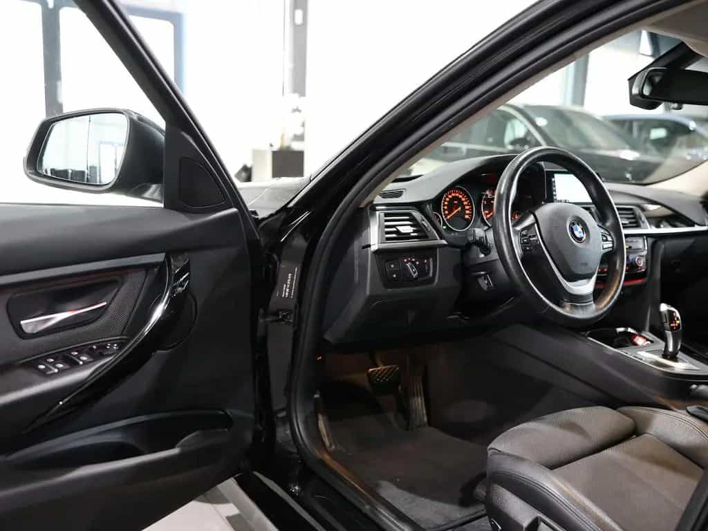 BMW 320 d Touring Advantage BUSINESS 1.HAND / LED 06/2019-photo-11