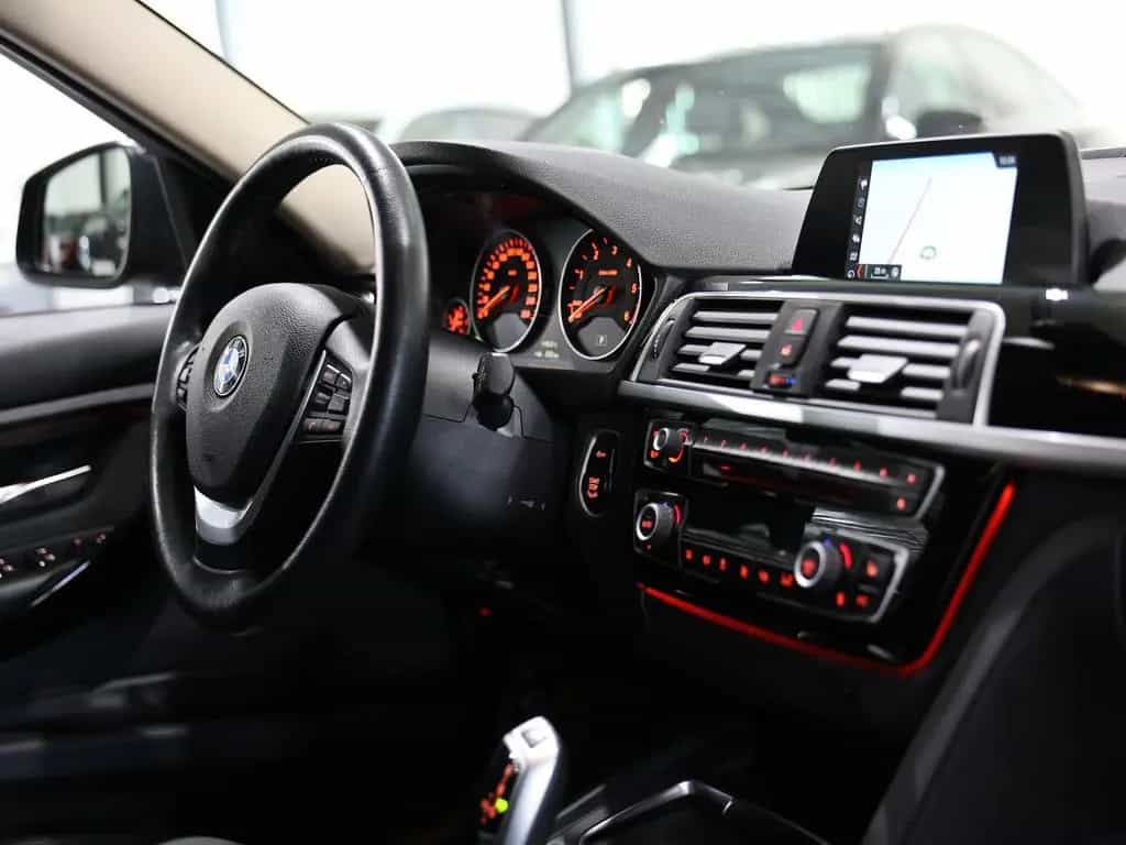 BMW 320 d Touring Advantage BUSINESS 1.HAND / LED 06/2019-photo-22