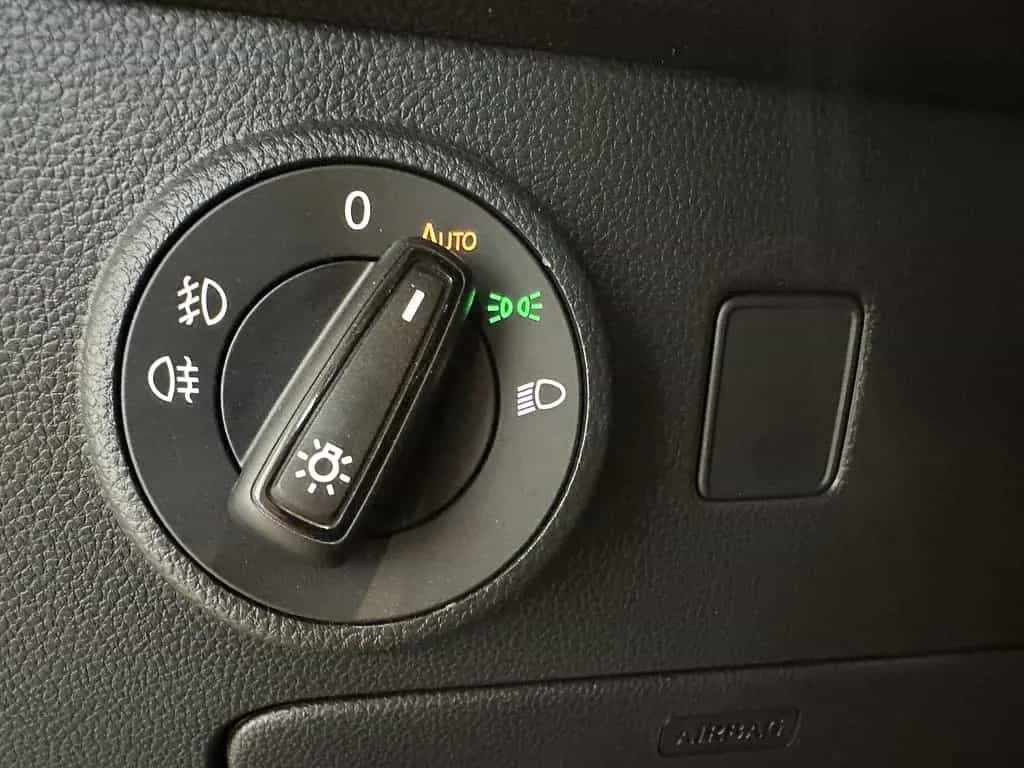 Cupra Ateca VZ 4Drive Assist XL Memory AHK Panorama 04/2025-photo-10