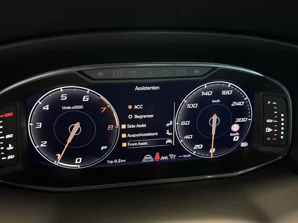 Cupra Ateca VZ 4Drive Assist XL Memory AHK Panorama 04/2025-photo-17