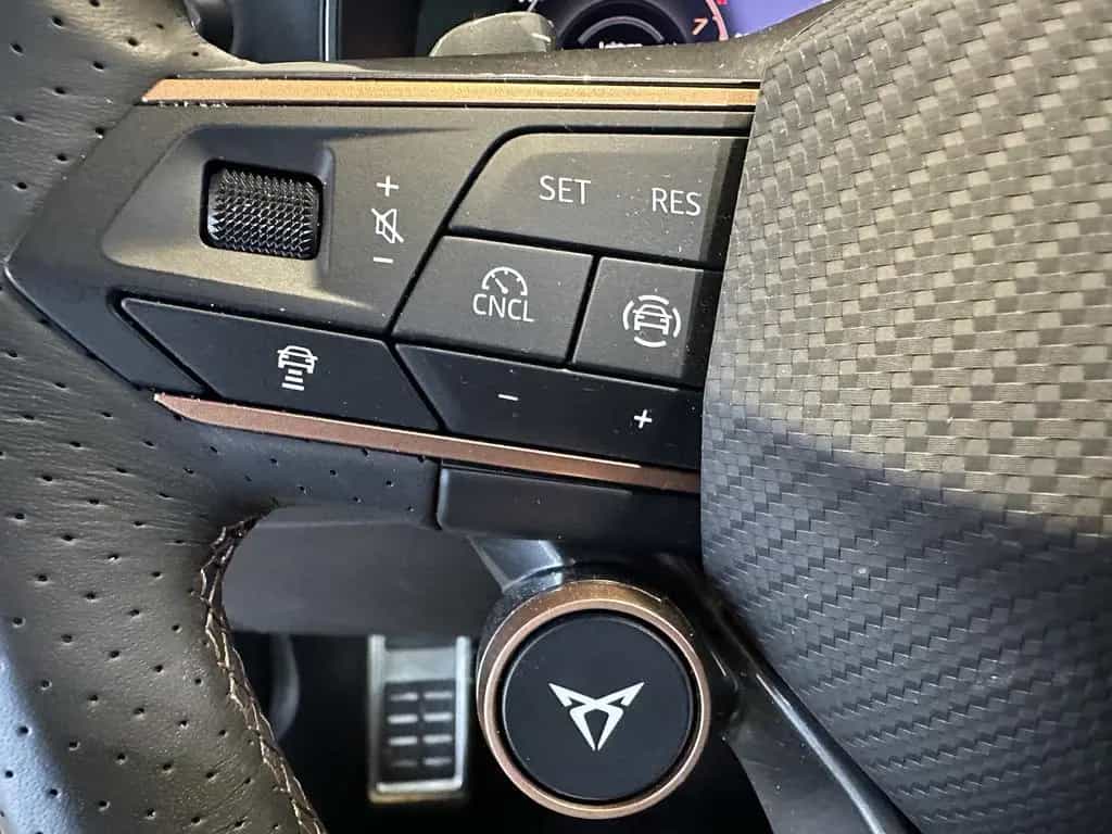 Cupra Leon ST VZ Sennheiser Leder AHK PANO Matrix XL 05/2025-photo-11