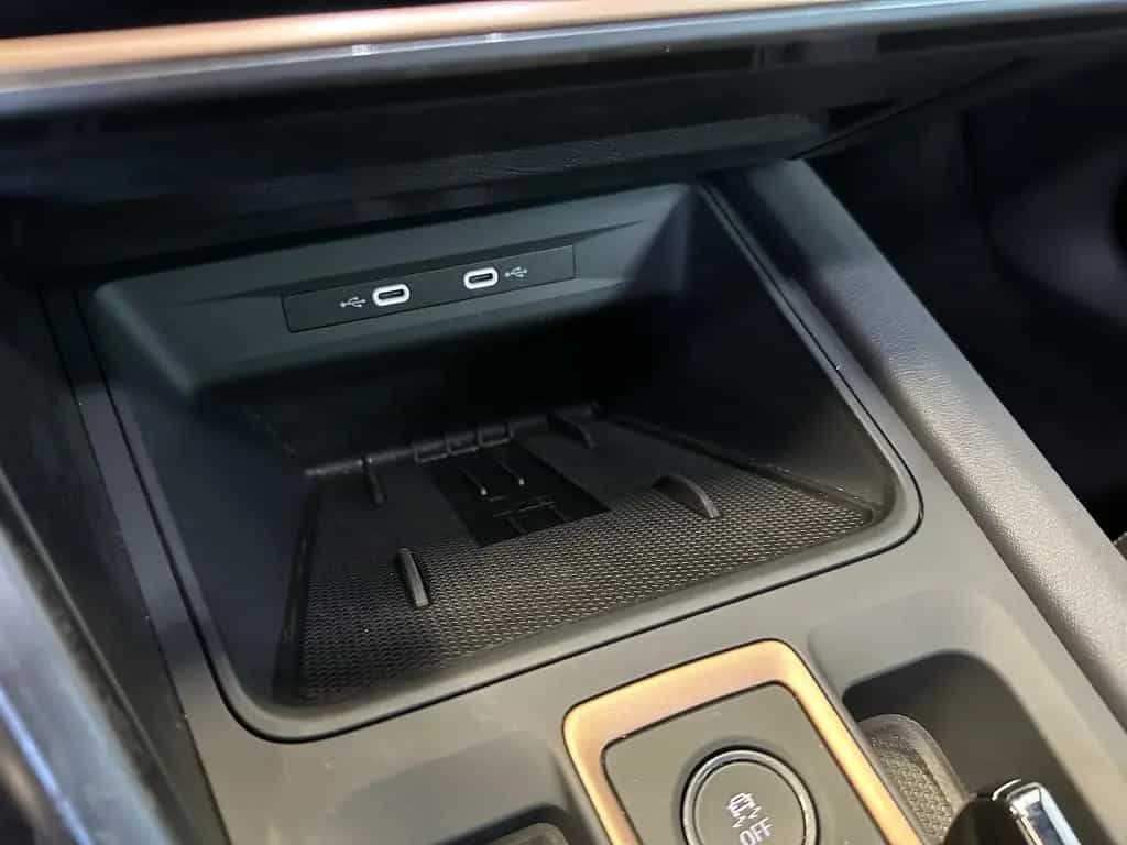 Cupra Leon ST VZ Sennheiser Leder AHK PANO Matrix XL 05/2025-photo-14