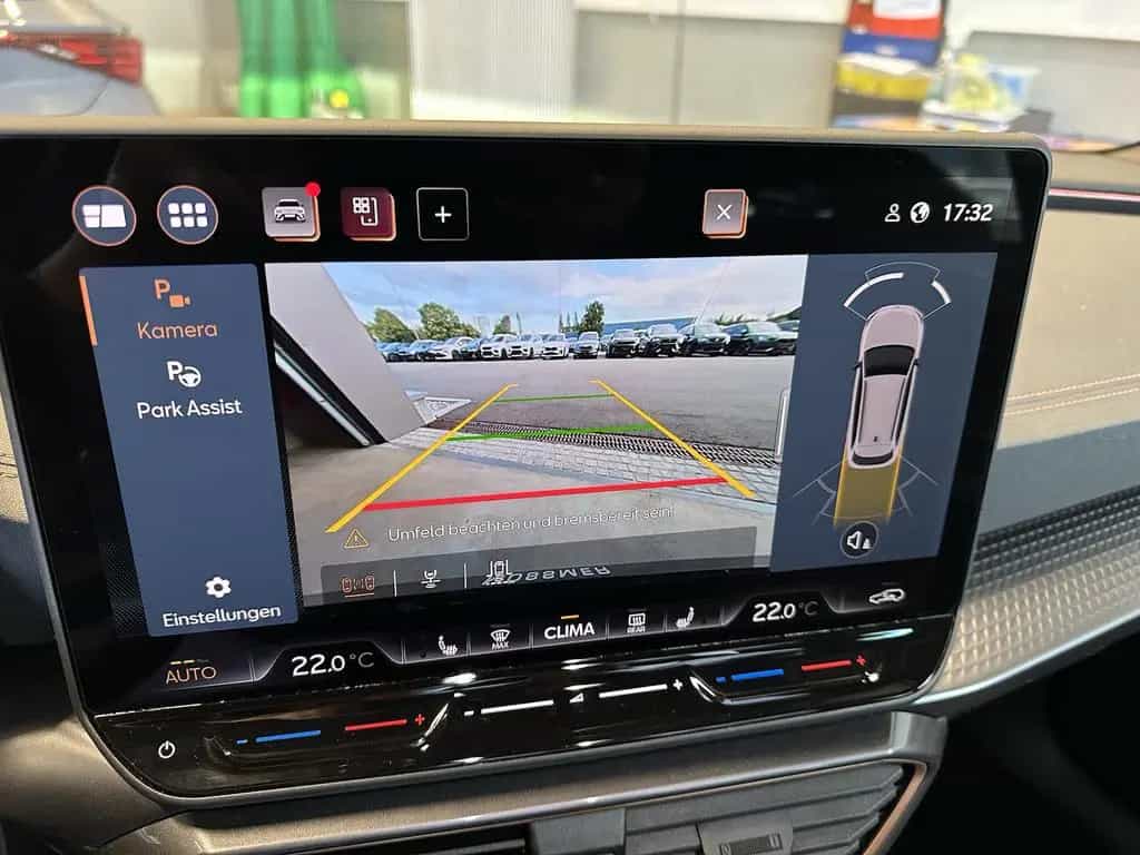 Cupra Leon ST VZ Sennheiser Leder AHK PANO Matrix XL 05/2025-photo-16