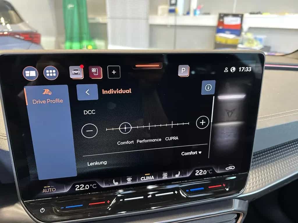 Cupra Leon ST VZ Sennheiser Leder AHK PANO Matrix XL 05/2025-photo-19