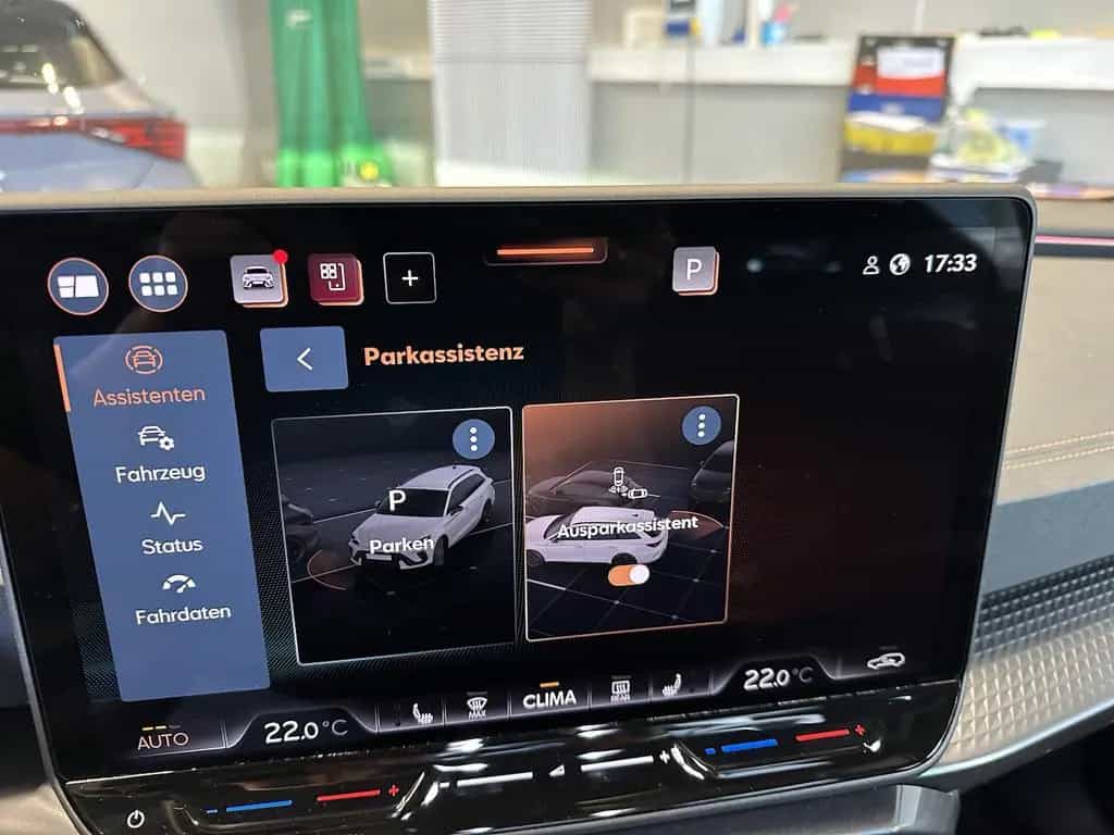 Cupra Leon ST VZ Sennheiser Leder AHK PANO Matrix XL 05/2025-photo-20
