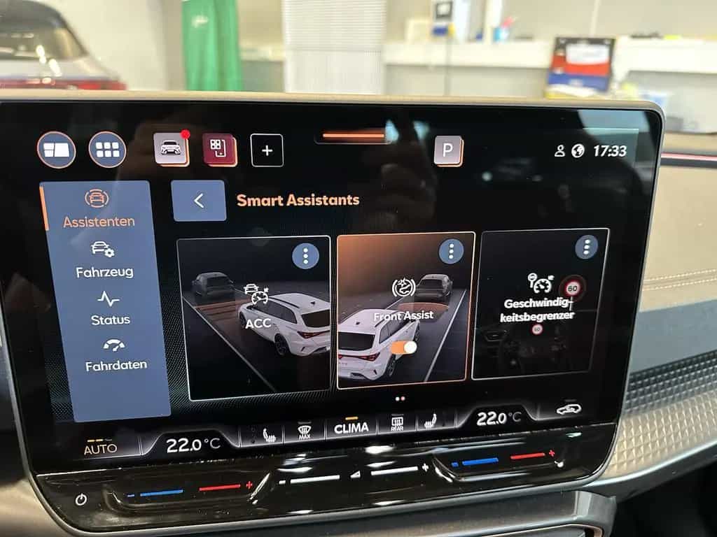 Cupra Leon ST VZ Sennheiser Leder AHK PANO Matrix XL 05/2025-photo-22