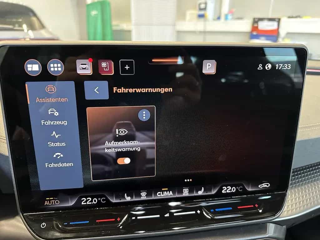Cupra Leon ST VZ Sennheiser Leder AHK PANO Matrix XL 05/2025-photo-25