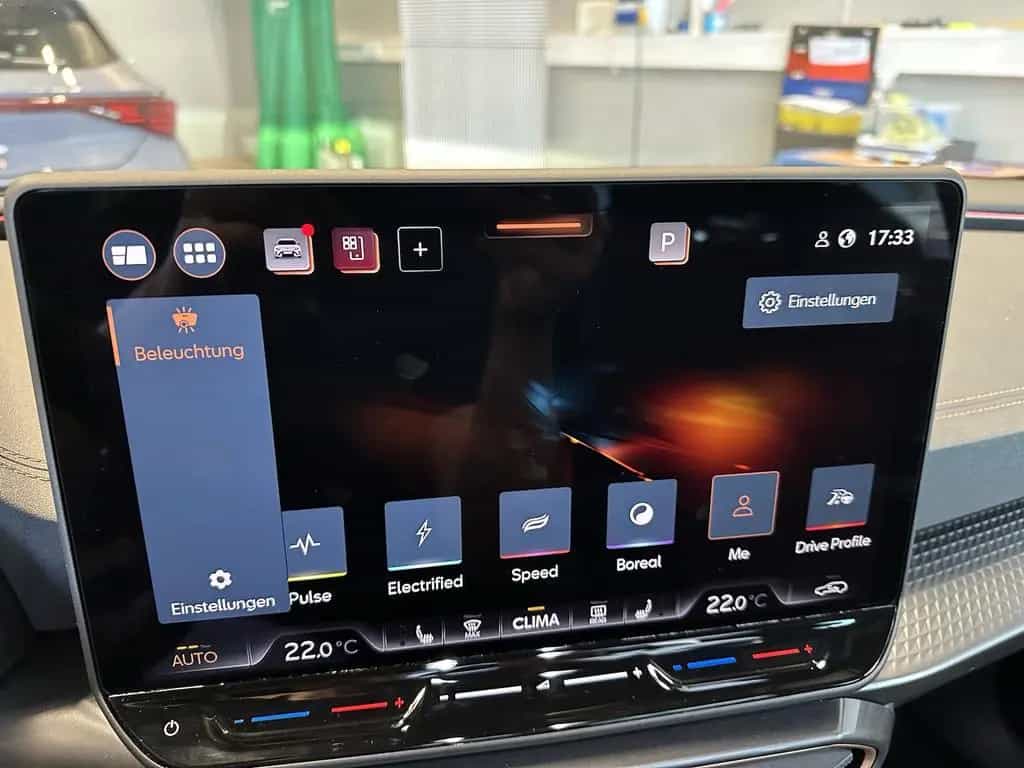 Cupra Leon ST VZ Sennheiser Leder AHK PANO Matrix XL 05/2025-photo-26