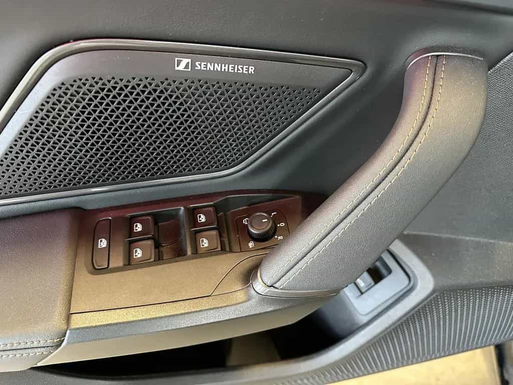 Cupra Leon ST VZ Sennheiser Leder AHK PANO Matrix XL 05/2025-photo-8