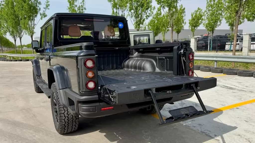 BAW 212 Pickup null-photo-1