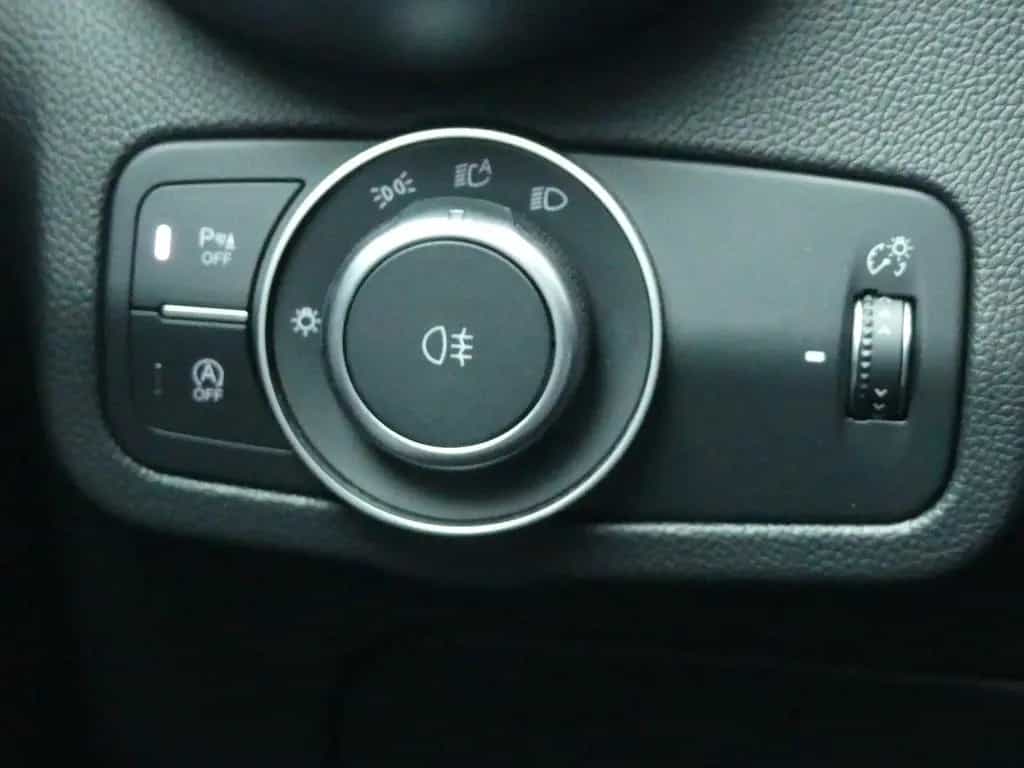 Alfa Romeo Stelvio VELOCE 2.2 DIESEL 210PS Q4 NAVI ASSISTEN 02/2023-photo-18
