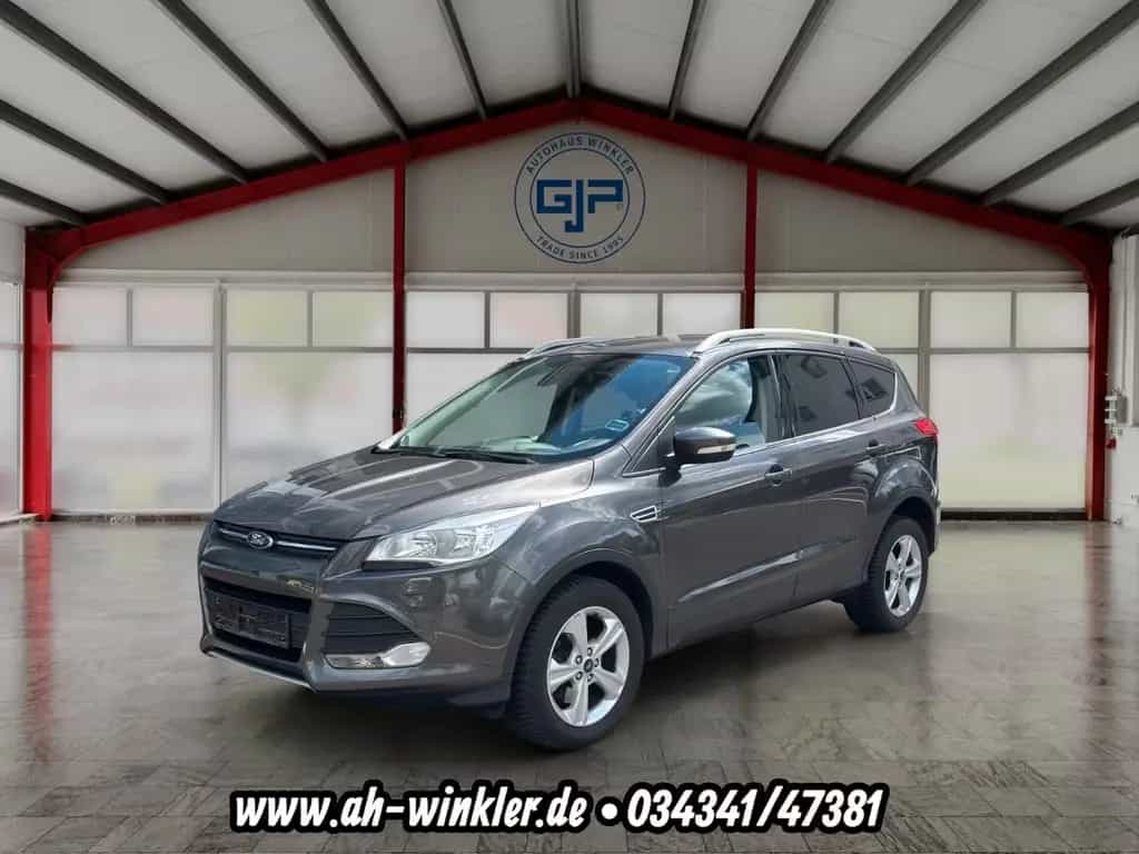 Ford Kuga Sync Edition Klima*Allwetter*Sitzheizung 03/2015-photo-0