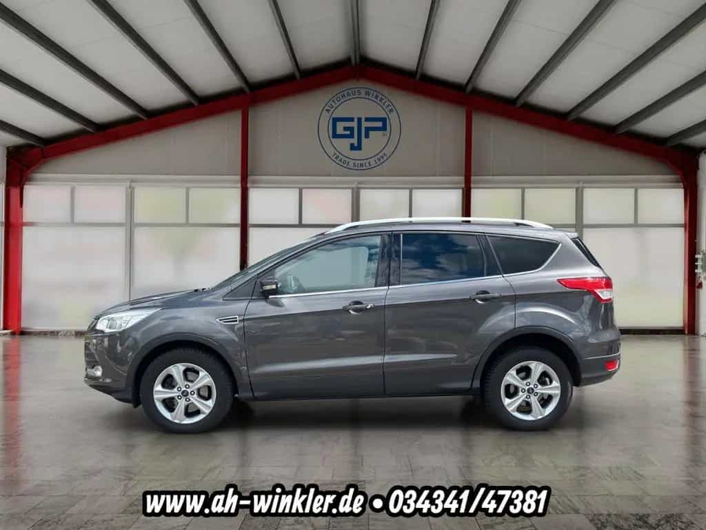 Ford Kuga Sync Edition Klima*Allwetter*Sitzheizung 03/2015-photo-1