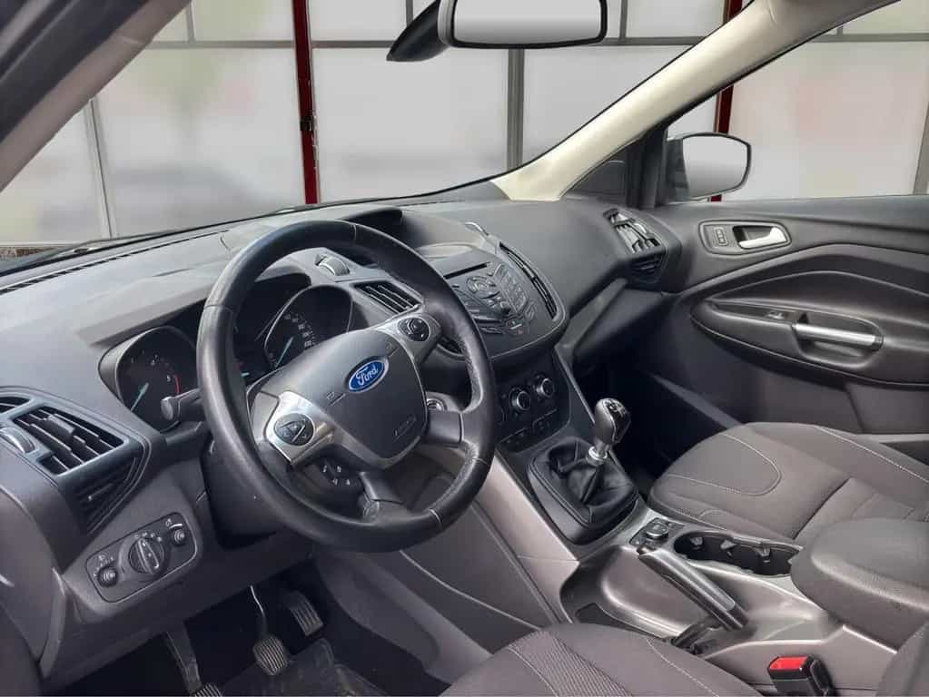 Ford Kuga Sync Edition Klima*Allwetter*Sitzheizung 03/2015-photo-16