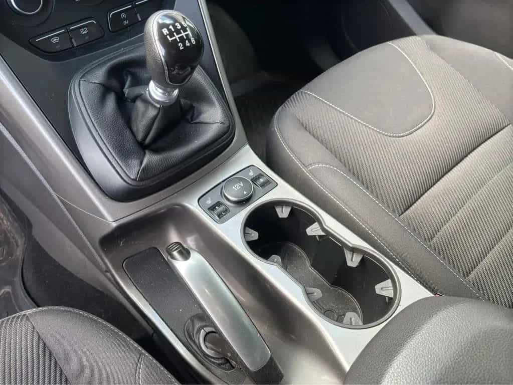 Ford Kuga Sync Edition Klima*Allwetter*Sitzheizung 03/2015-photo-21