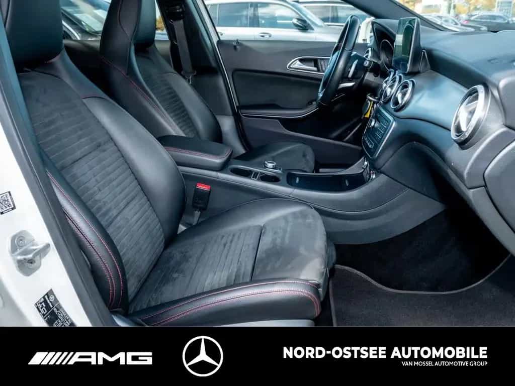 Mercedes-Benz GLA 180 AMG NAVI TEMPOMAT SHZ 01/2017-photo-9