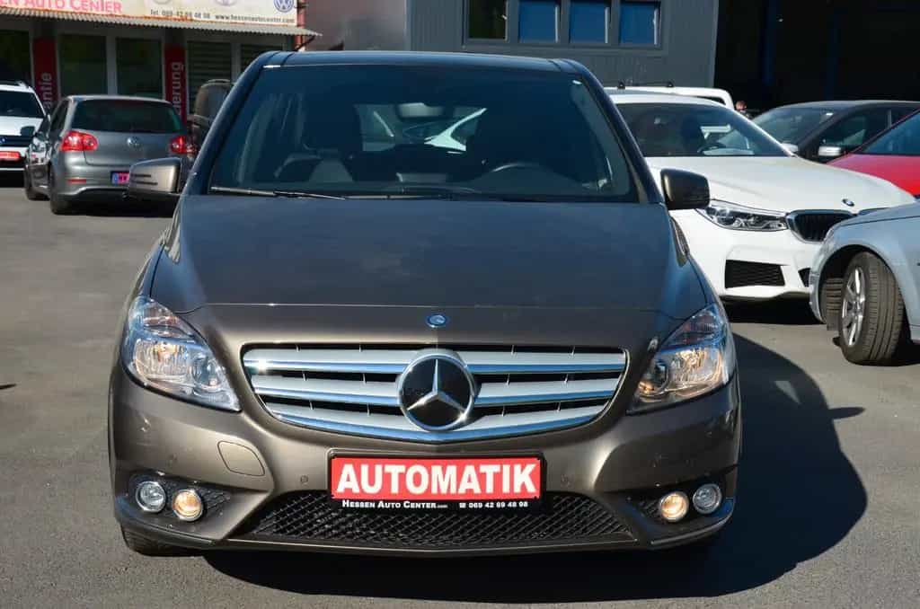 Mercedes-Benz B 180 BlueEF.Automatik*Navi*Leder*Tempo 01/2014-photo-1