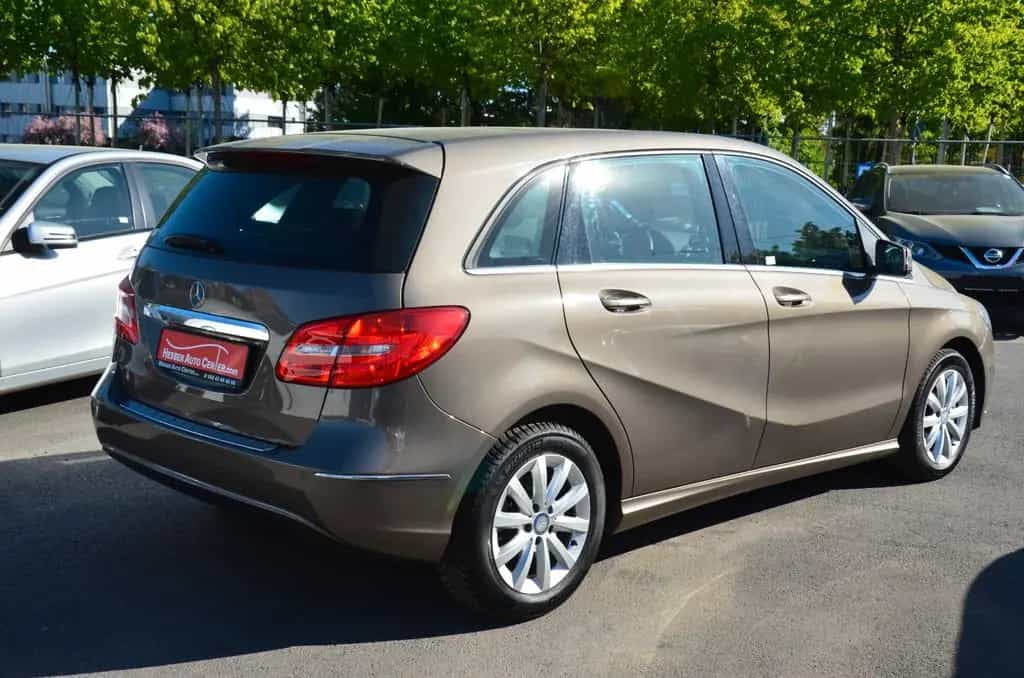 Mercedes-Benz B 180 BlueEF.Automatik*Navi*Leder*Tempo 01/2014-photo-5