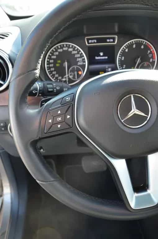 Mercedes-Benz B 180 BlueEF.Automatik*Navi*Leder*Tempo 01/2014-photo-9