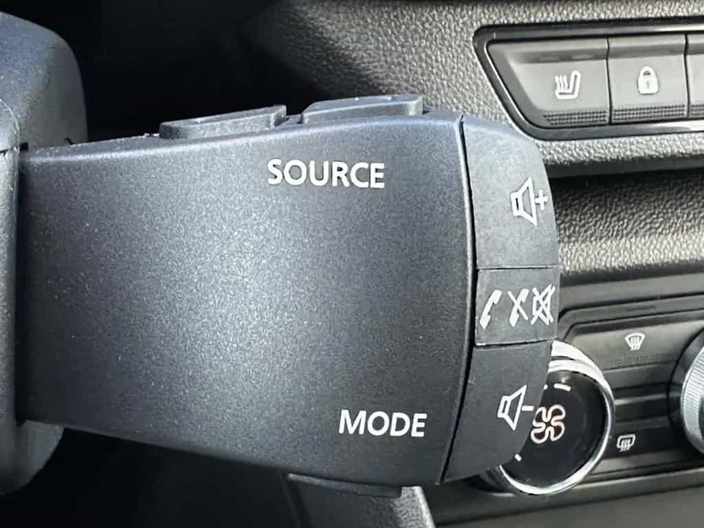 Dacia Jogger Extreme+ 1.0 TCe *7-Sitzer*Rückfahrkamera 08/2022-photo-21
