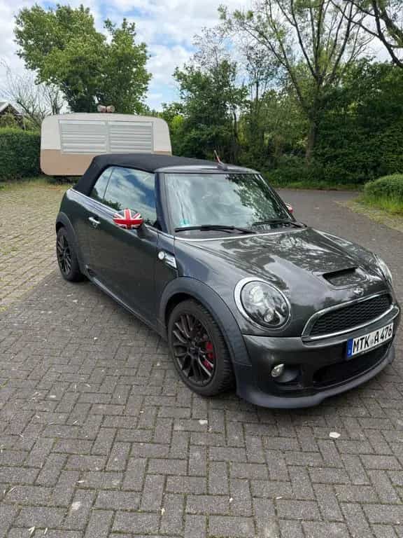 MINI John Cooper Works Cabrio John Cooper Works Chili 04/2015-photo-3