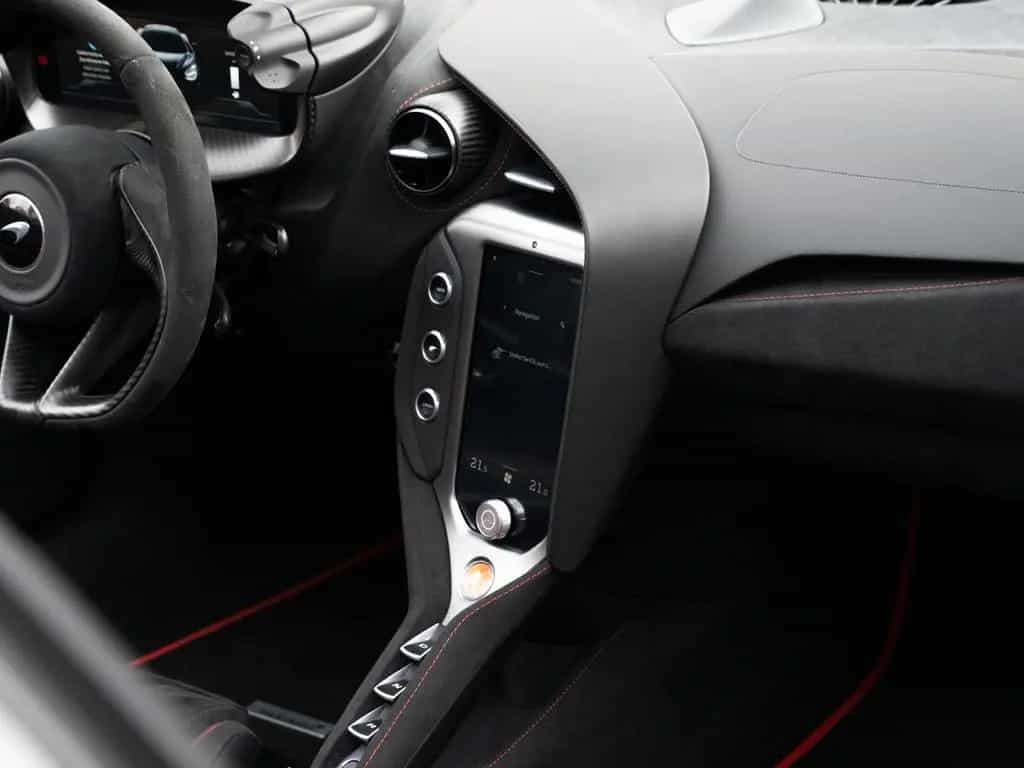 McLaren 750S Spider | Carbon Details | Anniversary 07/2025-photo-28
