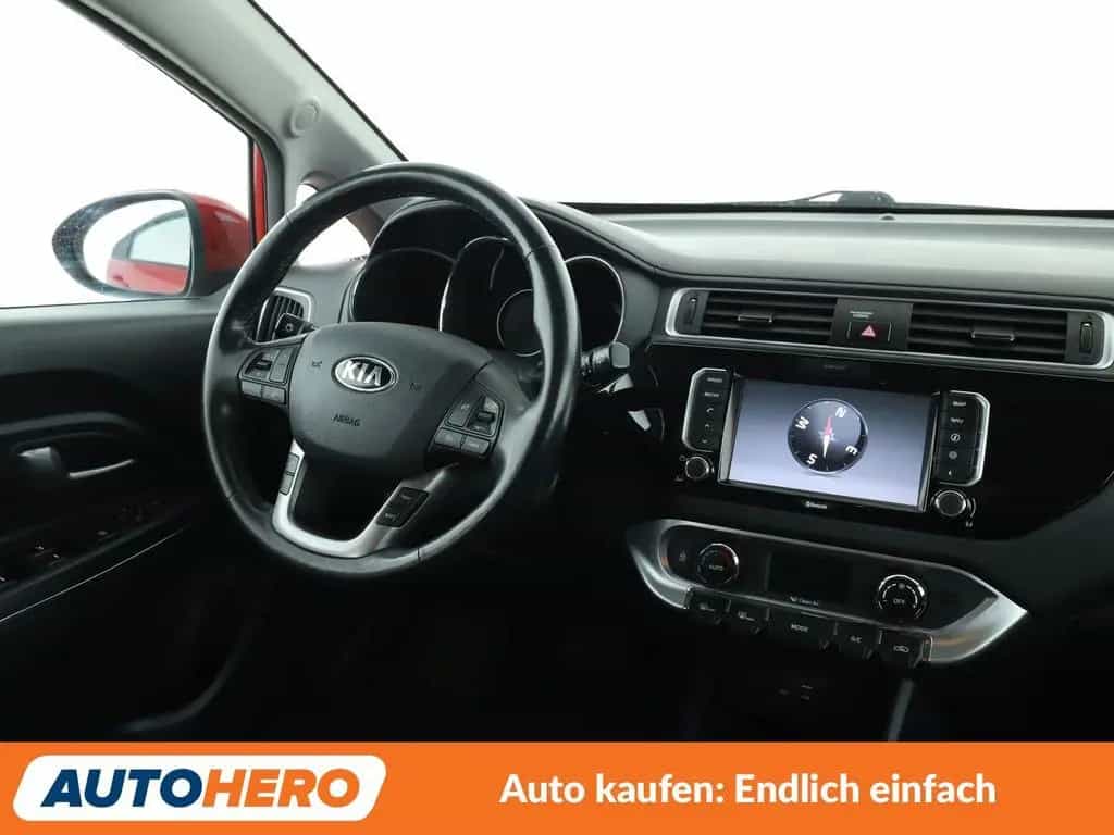 Kia Rio 1.4 UEFA Euro 2016 Aut.*NAVI*TEMPO*PDC*SHZ* 07/2016-photo-12