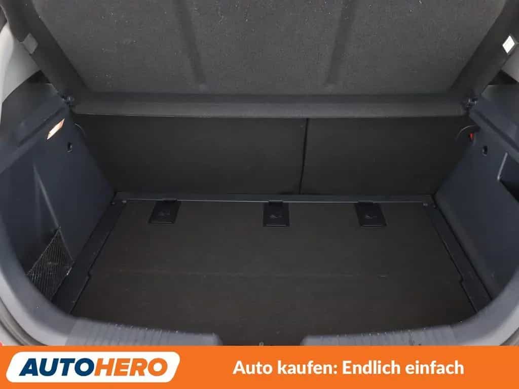 Kia Rio 1.4 UEFA Euro 2016 Aut.*NAVI*TEMPO*PDC*SHZ* 07/2016-photo-17