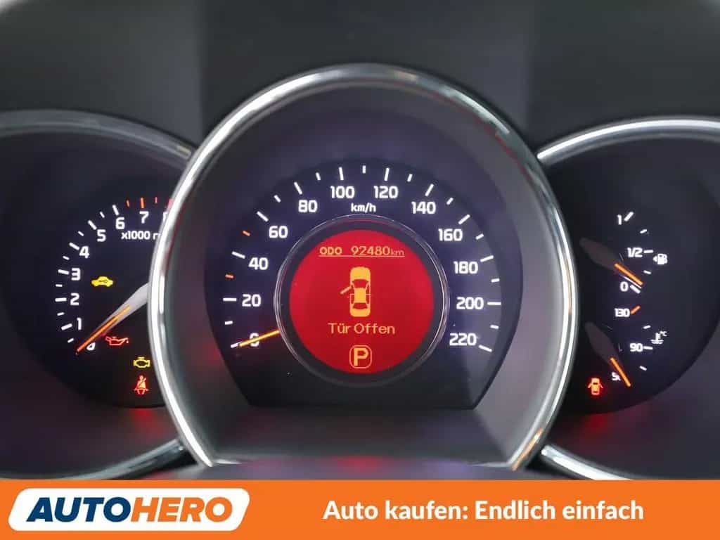 Kia Rio 1.4 UEFA Euro 2016 Aut.*NAVI*TEMPO*PDC*SHZ* 07/2016-photo-19