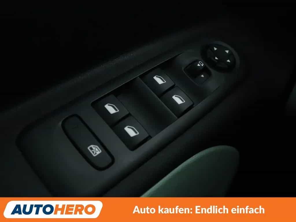 Citroën Berlingo 1.2 PureTech Shine MAut*NAVI*TEMPO*CAM* 06/2021-photo-24