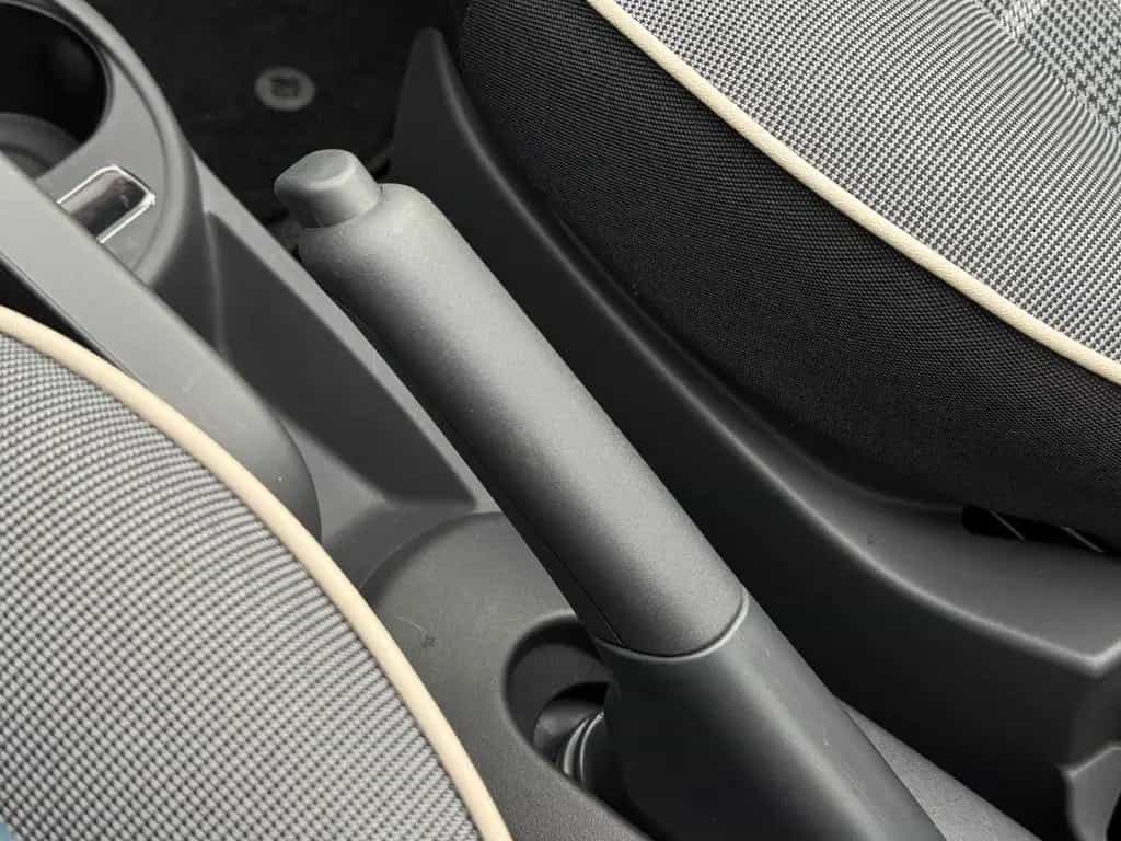 Fiat 500C 500 C Lounge Navi*Isofix*UConnect*Einparkhilfe* 02/2016-photo-26