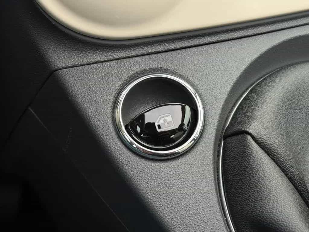 Fiat 500C 500 C Lounge Navi*Isofix*UConnect*Einparkhilfe* 02/2016-photo-41
