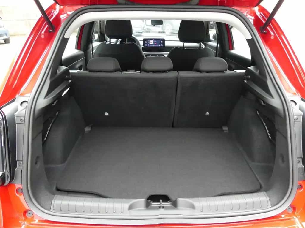 Fiat 600 HYBRID 1.2 T3 100PS DCT CARPLAY SHZ PDC KOMF 06/2024-photo-11