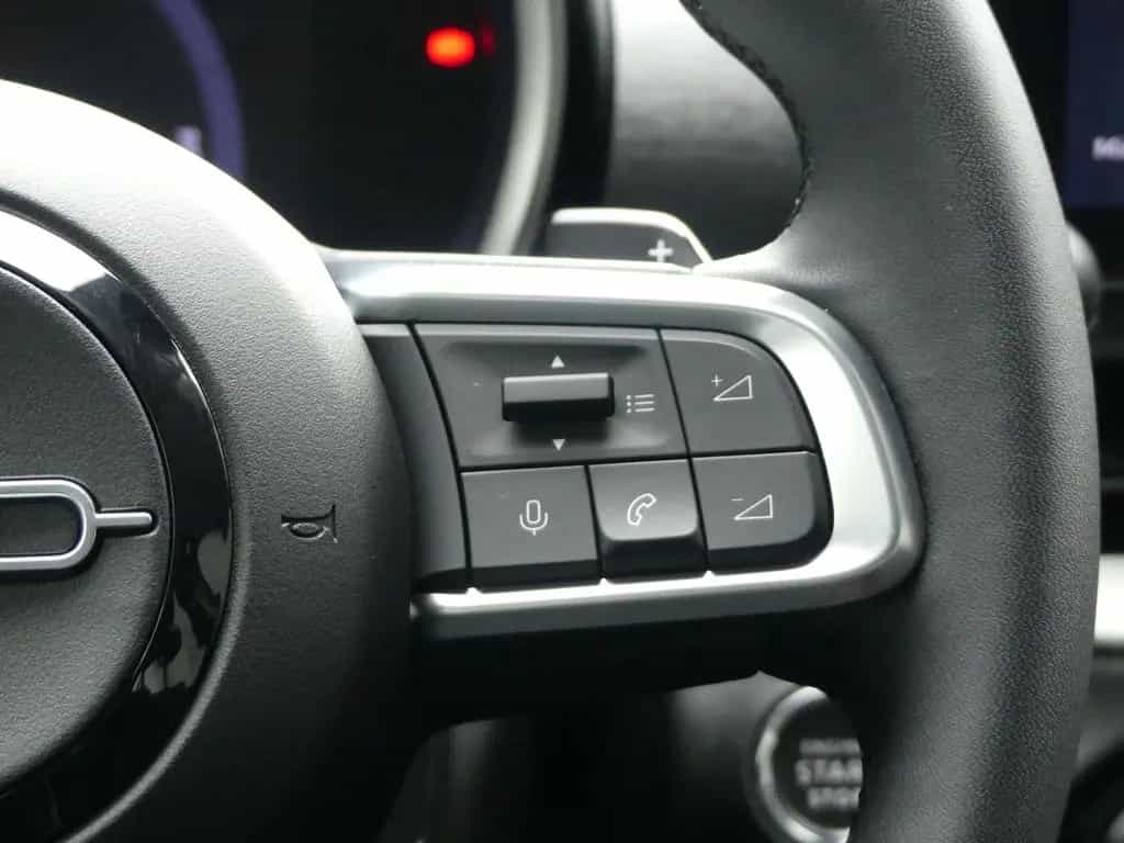 Fiat 600 HYBRID 1.2 T3 100PS DCT CARPLAY SHZ PDC KOMF 06/2024-photo-21