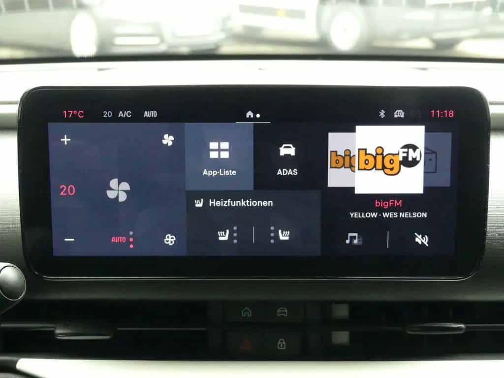 Fiat 600 HYBRID 1.2 T3 100PS DCT CARPLAY SHZ PDC KOMF 06/2024-photo-26