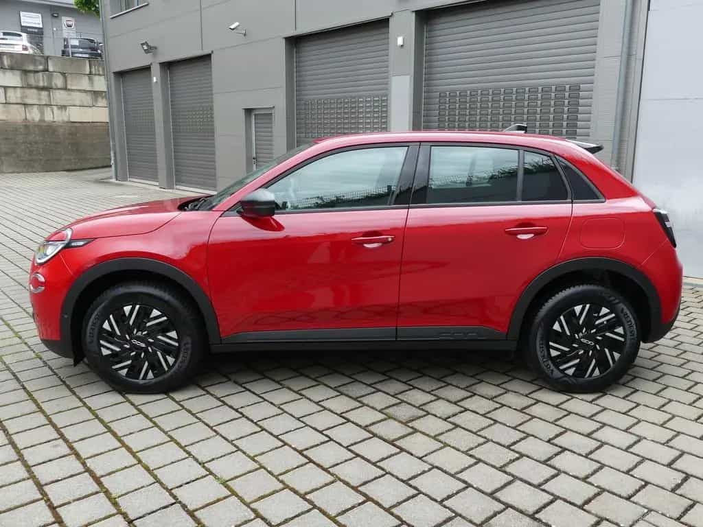 Fiat 600 HYBRID 1.2 T3 100PS DCT CARPLAY SHZ PDC KOMF 06/2024-photo-5