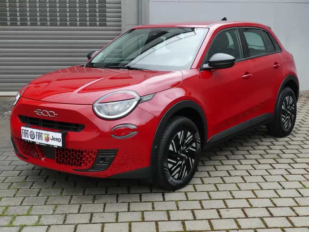 Fiat 600 HYBRID 1.2 T3 100PS DCT CARPLAY SHZ PDC KOMF 06/2024-photo-6