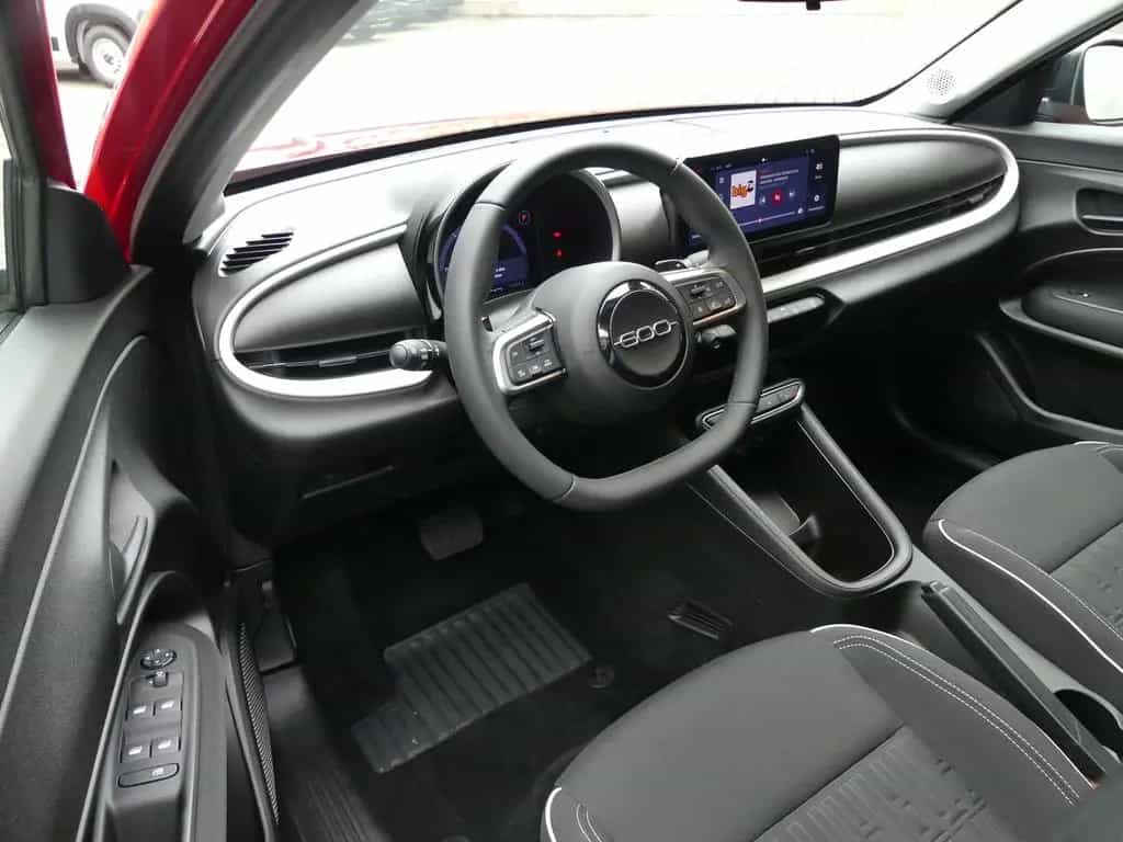 Fiat 600 HYBRID 1.2 T3 100PS DCT CARPLAY SHZ PDC KOMF 06/2024-photo-8