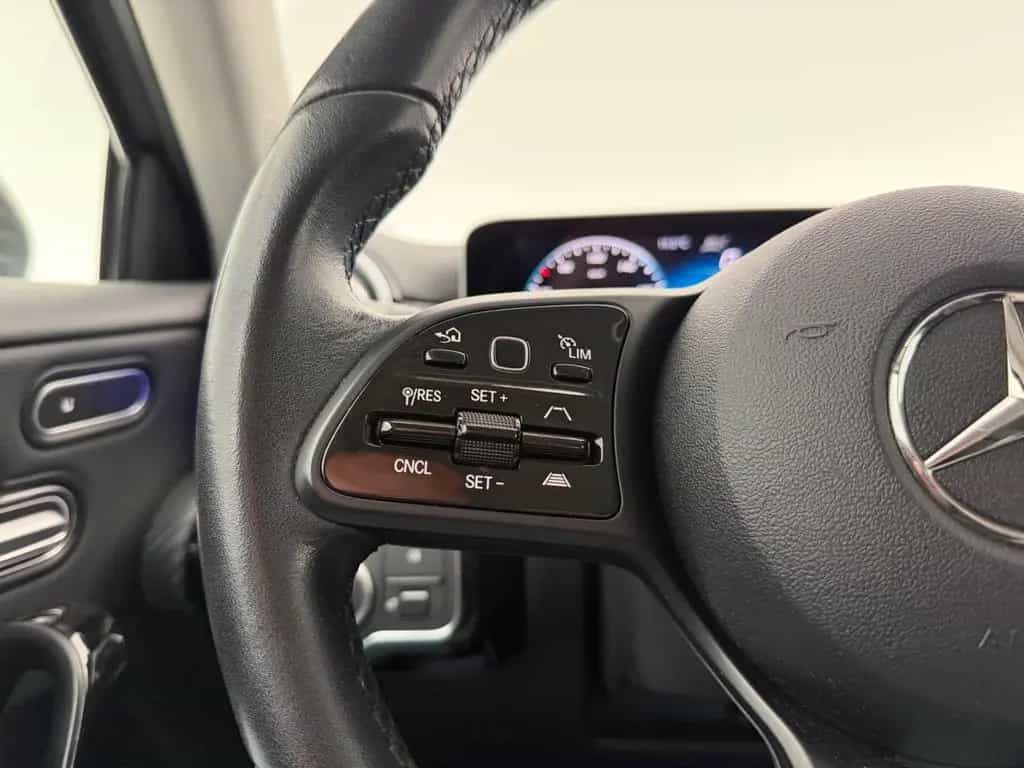 Mercedes-Benz A 220 4Ma.*MULTIBEAM LED*ACC-R.KAM-MEMORY-TOT.W 05/2019-photo-34