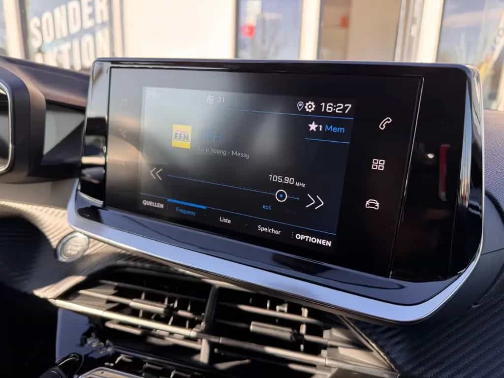 Peugeot 208 1.2 Allure Pack Automatik *LED, Klimaauto 01/2023-photo-18