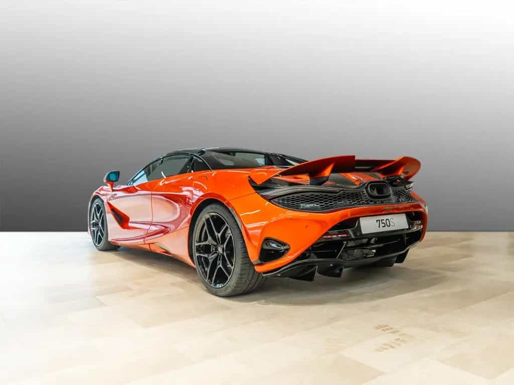 McLaren 750S Spider MSO Paint | B&W | Carbon | Stealth 01/2026-photo-10