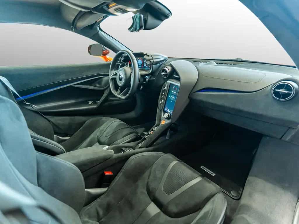 McLaren 750S Spider MSO Paint | B&W | Carbon | Stealth 01/2026-photo-23