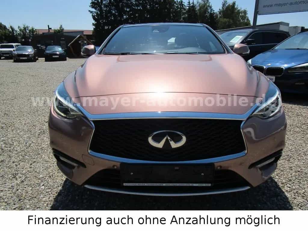 Infiniti Q30 d 1.5 *Leder*Panorama*Navi*Bose*SHZ*BT*VOLL* 03/2017-photo-8