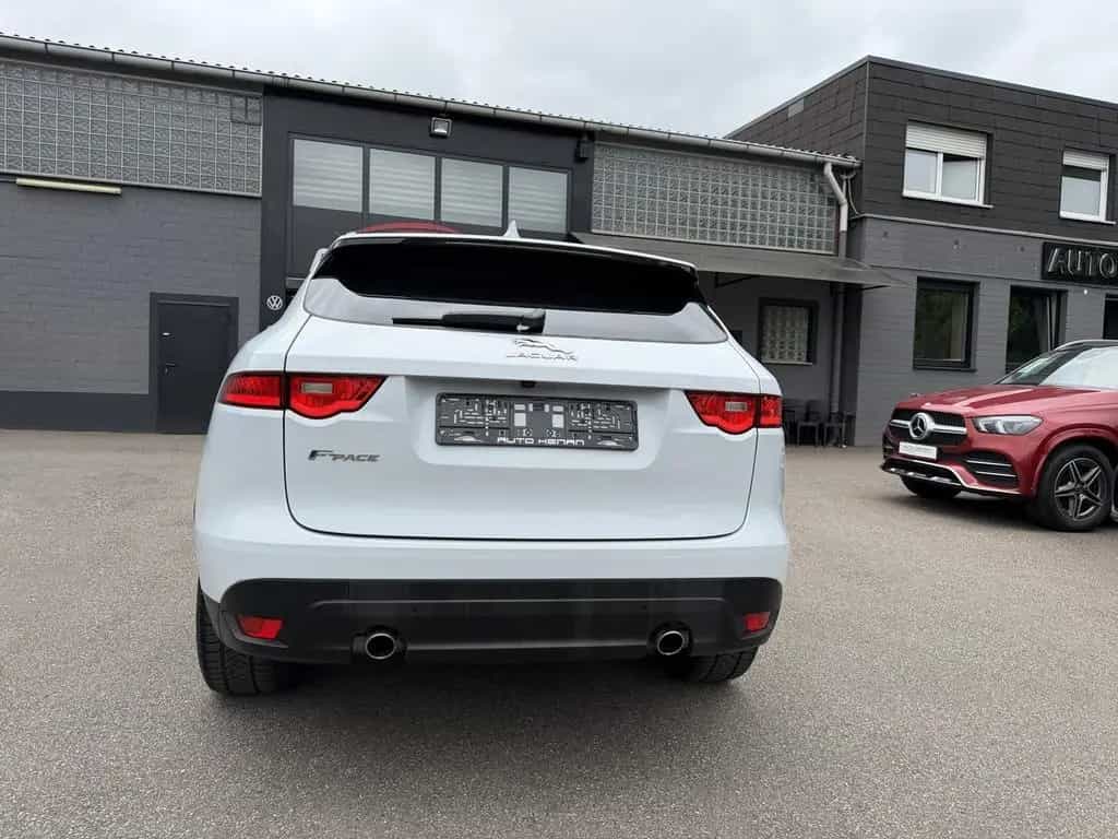 Jaguar F-Pace AWD P250 ACC/HUD/Leder/Kamera/FAP/20' 04/2019-photo-16