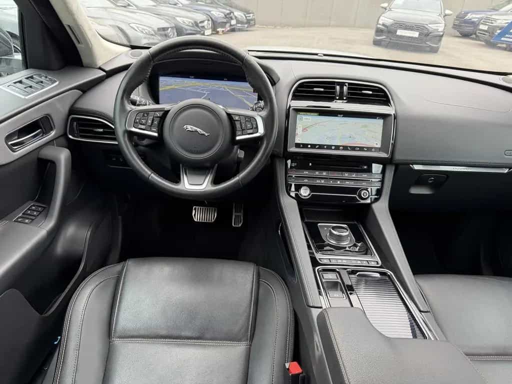Jaguar F-Pace AWD P250 ACC/HUD/Leder/Kamera/FAP/20' 04/2019-photo-18