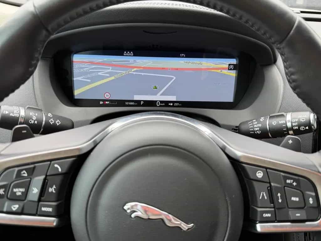 Jaguar F-Pace AWD P250 ACC/HUD/Leder/Kamera/FAP/20' 04/2019-photo-19