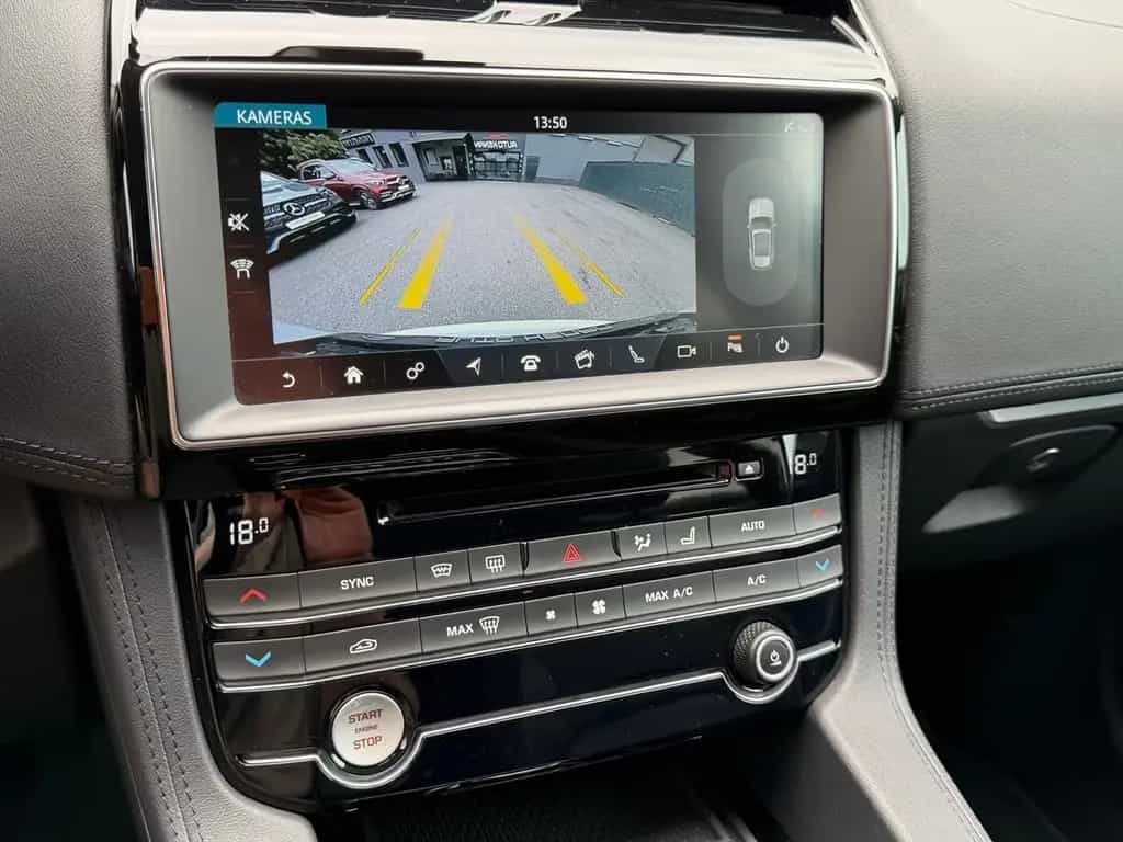 Jaguar F-Pace AWD P250 ACC/HUD/Leder/Kamera/FAP/20' 04/2019-photo-23