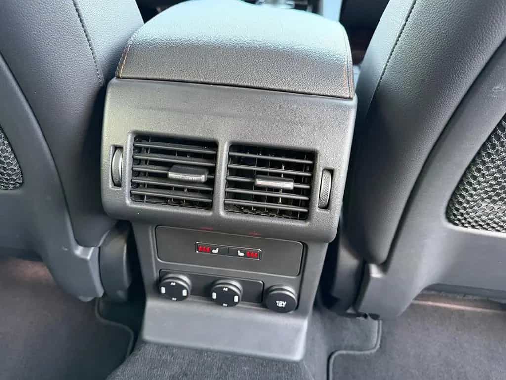 Jaguar F-Pace AWD P250 ACC/HUD/Leder/Kamera/FAP/20' 04/2019-photo-30