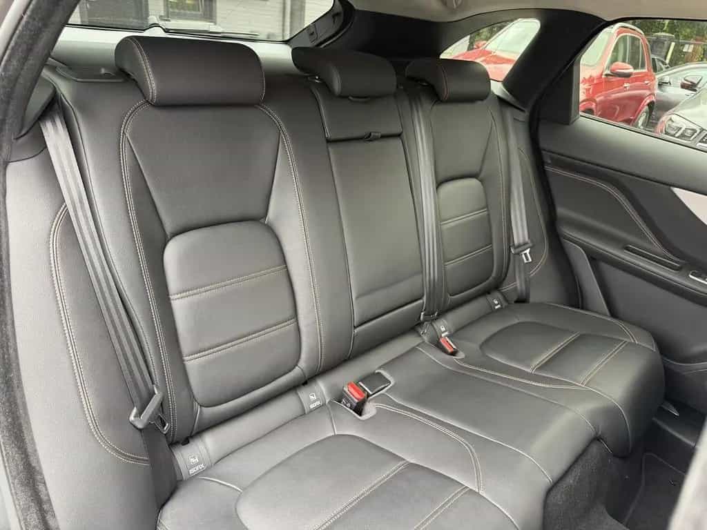 Jaguar F-Pace AWD P250 ACC/HUD/Leder/Kamera/FAP/20' 04/2019-photo-39