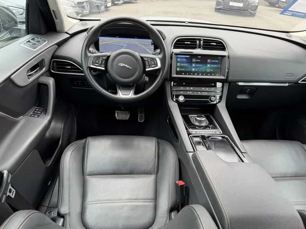Jaguar F-Pace AWD P250 ACC/HUD/Leder/Kamera/FAP/20' 04/2019-photo-4